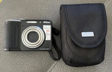 Working Nikon COOLPIX P60 8.1MP Digital Camera Black 2GB Card Screen Issue READ