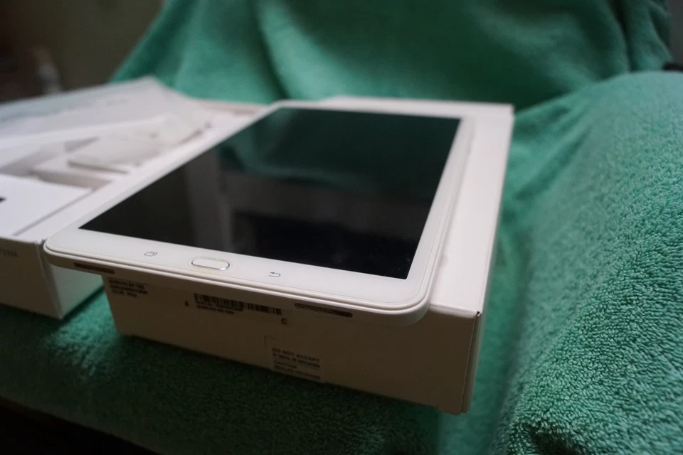 Samsung Galaxy Tab A 6  10.1 16GB 2GB RAM Tablet - Weiß - Bild 4 von 4