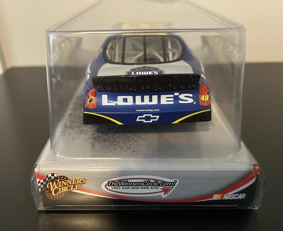 Winner's Circle NASCAR Jimmie Johnson 2006 Lowe’s 1/24 Monte Carlo - Image 3 of 4