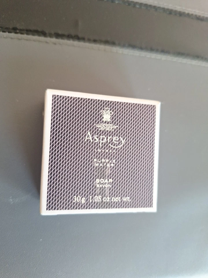 Jabón de agua púrpura Asprey London 30 g 1,05 OZ peso neto Foto 4 de 4