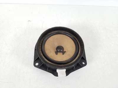 TOYOTA YARIS VERSO P2 Subwoofer 86160-52030 1.30 Petrol 2002 21436389 - Photo 1/3