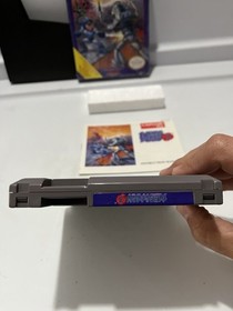 Mega Man 3 Nintendo NES System Complete In Box With Manual And Game Protector