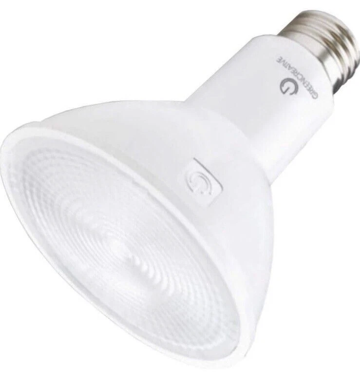 ⚡️Green Creative PAR30-E26-13W-2700K-25 Dimmable 13 Watt Bulb New in Box - Image 2 of 4