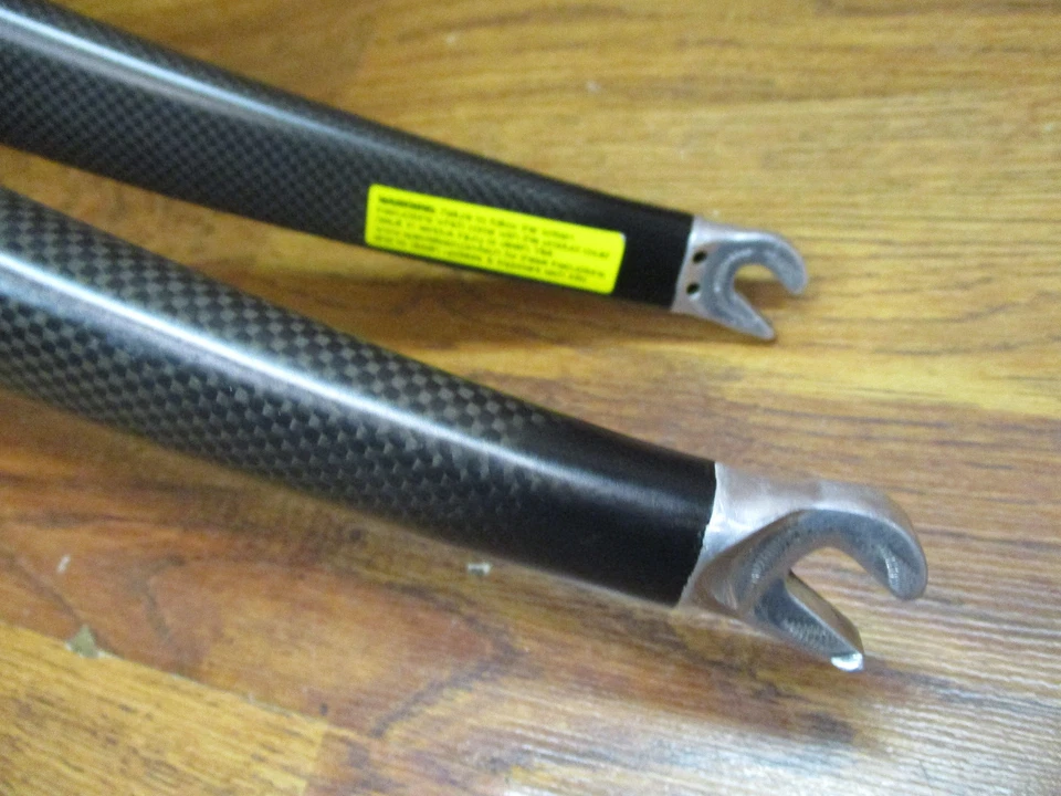 SPECIALIZED CARBON 3 ZERTZ 1 1/8 x 8 1/2" STRAIGHT THREADLESS 700C FORK HEAD SET - Image 4 of 4