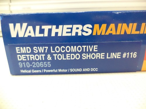 Walthers Ho 910-20655, SW-7, Detroit Toledo & Shore Line 116, DCC Sound - Picture 2 of 3