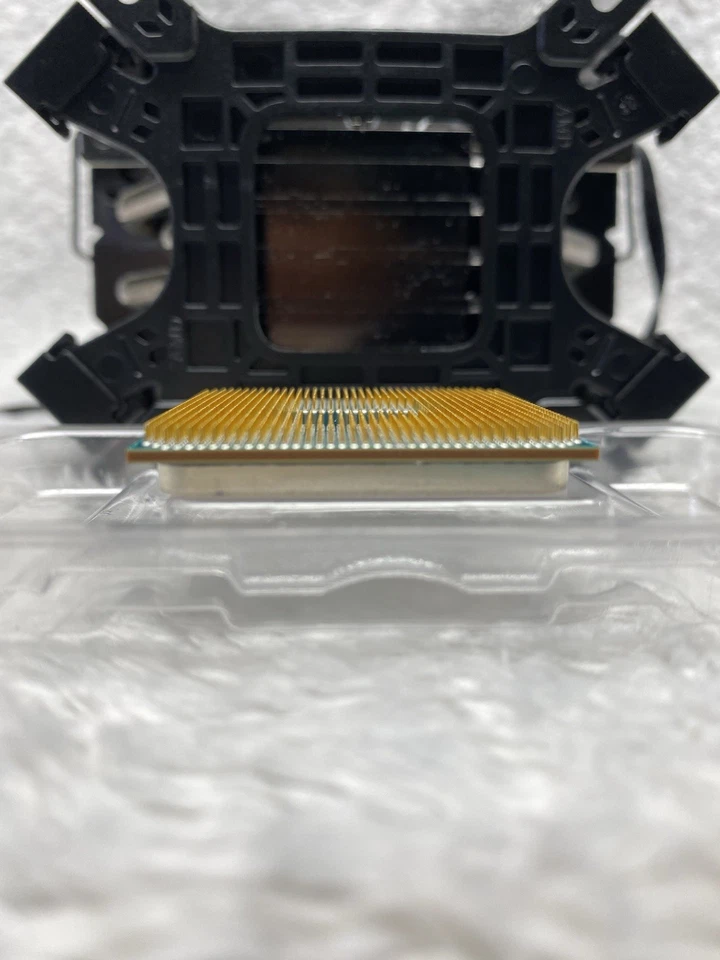 Combo AMD Ryzen 7 1700X CPU AM4 8C 16 T 3,4 GHz con enfriador Master Hyper 212 negro Foto 3 de 4