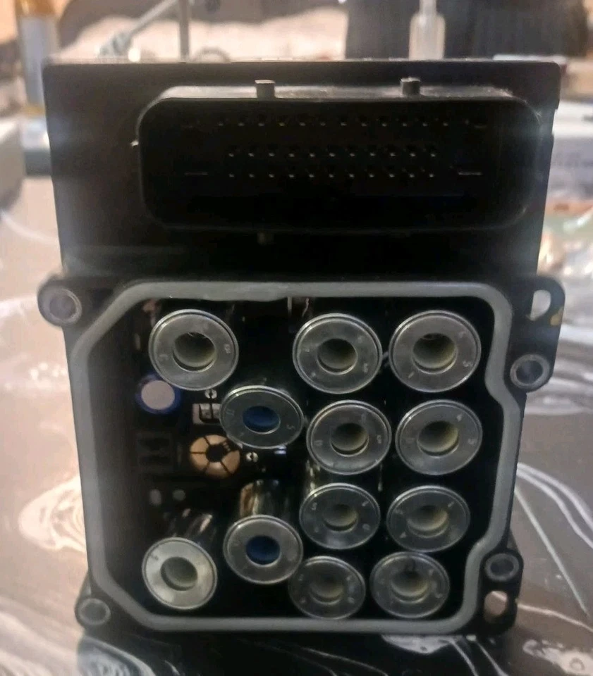 2000 01 02 2003 BMW E53 X5 ABS MÓDULO DE CONTROLE DE FREIO ANTIBLOQUEIO 0265950067 - Imagem 2 de 4