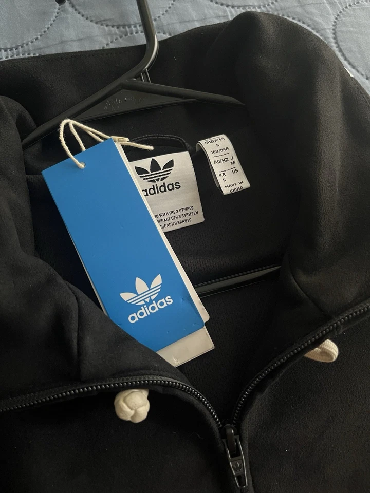 Adidas CNY Unisex Cremallera Talla Pequeña Calce Suelto Foto 2 de 2