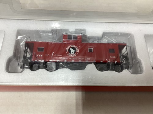 Atlas #1301-1 escala HO “Gran Norte” cúpula estándar caboose Rd. #X66 | Condition: New
