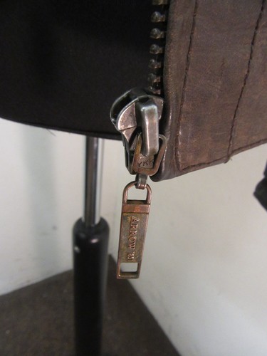 VINTAGE LEATHER BOMBER MOTORCYCLE JACKET SIZE M, ARROW SHEEPSKIN COLLAR - Picture 14 of 20