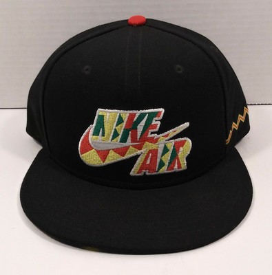 nike air true snapback