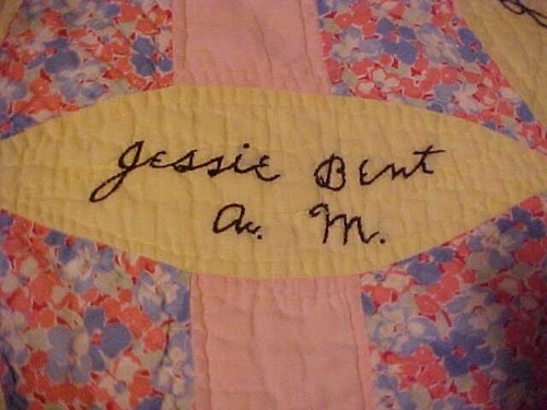 VTG 1930s Glorified 9-Patch Signature Quilt Eastern Star - Picture 4 of 11