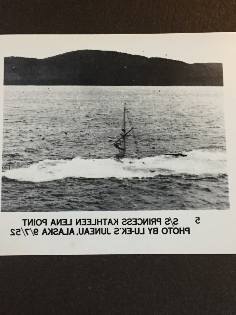 Princessページ Photograph Of Shipwreck 1952 S.S. Princess Kathleen Lena
