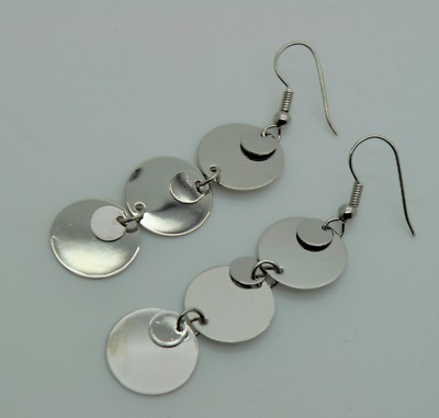 E750 Cute Circle Shape Design Light weight silver plated Dangle Fashion Earrings