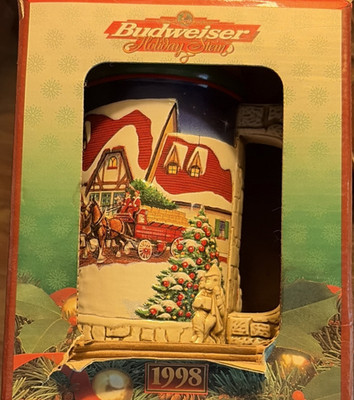 Budweiser 1998 Holiday Stein ''Grant's Farm Holiday'' Breweriana
