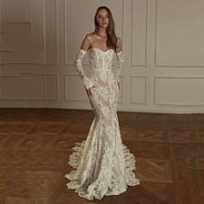 Lace Strapless Wedding Dress Appliques Mermaid Luxury Bridal Gowns Sweap Train