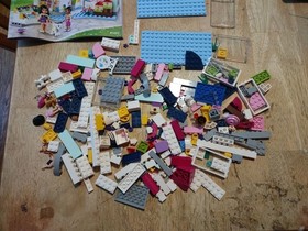 LEGO FRIENDS: Heartlake Pet Salon (41007) Complete 