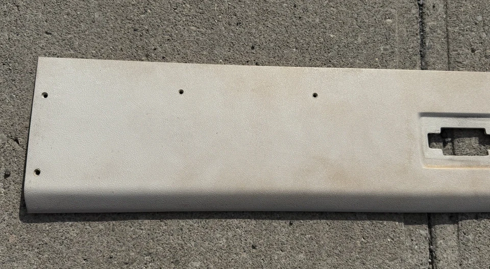 76-91 Chevrolet GMC K5 Blazer Jimmy Headliner Trim Panel Dome Light Panel Foto 2 de 4