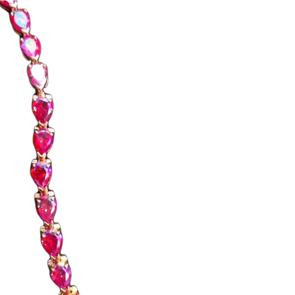 Brazalete de tenis para mujer con zafiro rosa/circonita cúbica talla pera Sim dorado sobre plata vintage Foto 3 de 4