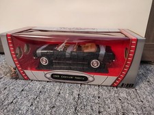 Chevrolet Corvair Monza Cabrio 1969, Maßstab 1:18, Road Signature mit OVP