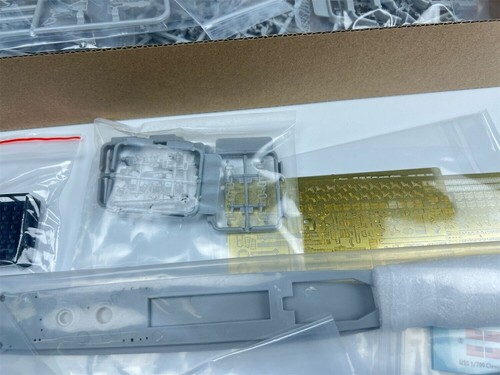 Very Fire VF700920DX 1/700 USS Cleveland CL-55 Assembly Model Kits & Upgrade Set - 第 2/5 張圖片