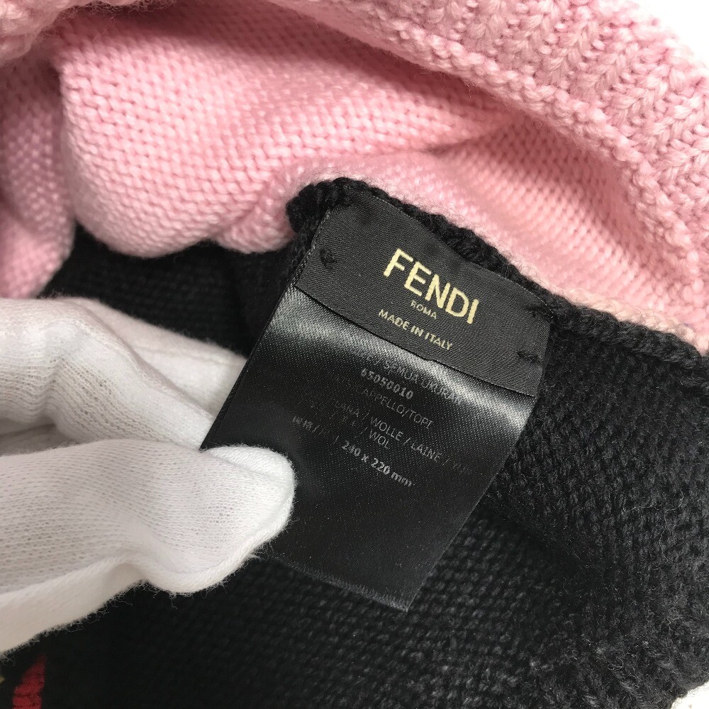 FENDI FXQ056 Bicolor with logo pompom beanie hat knit hat