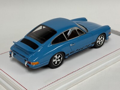 1/18 Ivy Models Porsche 911 2.7 RS from 1973 in gloss Blue Leather