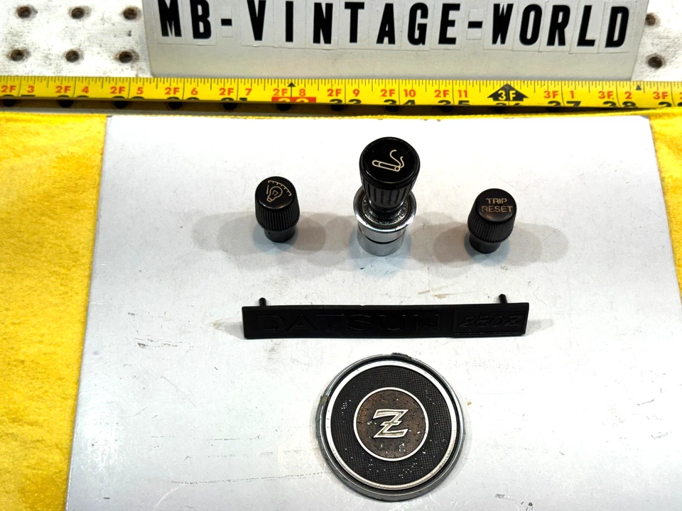 Panel de consola de tablero interior Datsun 75-78 280Z genuino Datsun OEM 5 piezas Foto 2 de 4