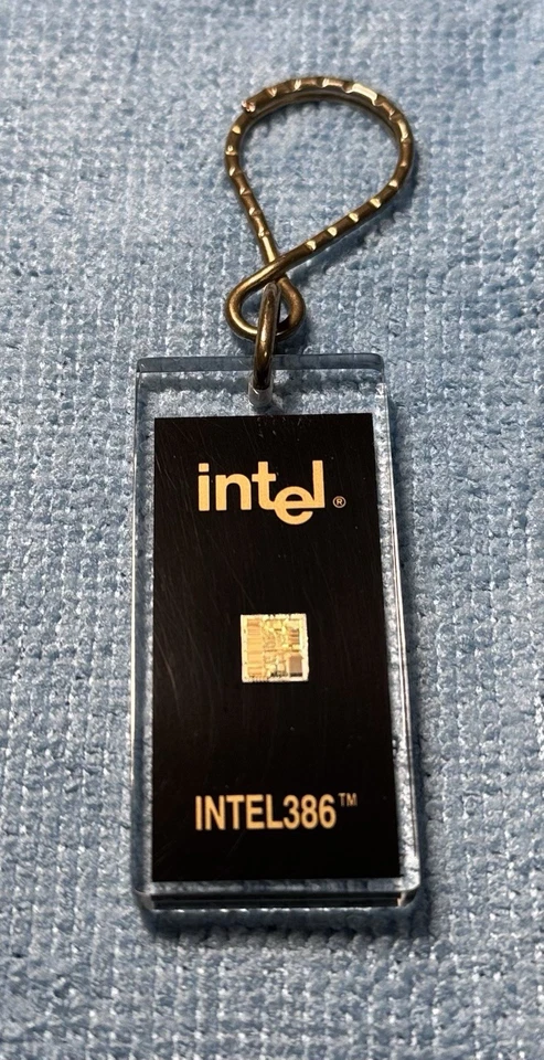 Intel 486/386 Chip Commemorative Key Fob - Image 4 of 4