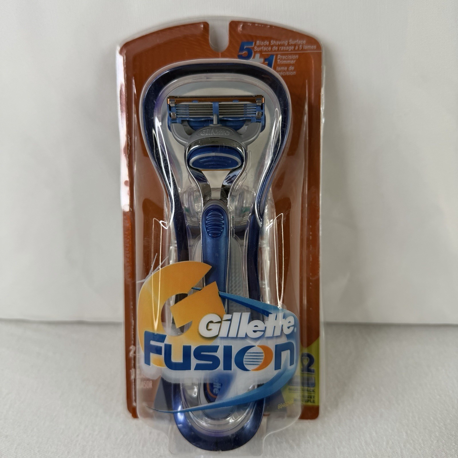 1 Gillette Fusion Razor Handle + 2 Cartridge 5 Blades NEW RE