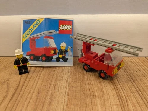 Lego Classic Town Fire: 6621 Fire Truck - 100% Complete W/ Instructions