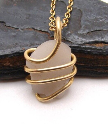 NOVACULITE PENDANT IN MERLIN'S GOLD - BE FREE AGAIN #58 - Picture 2 of 2