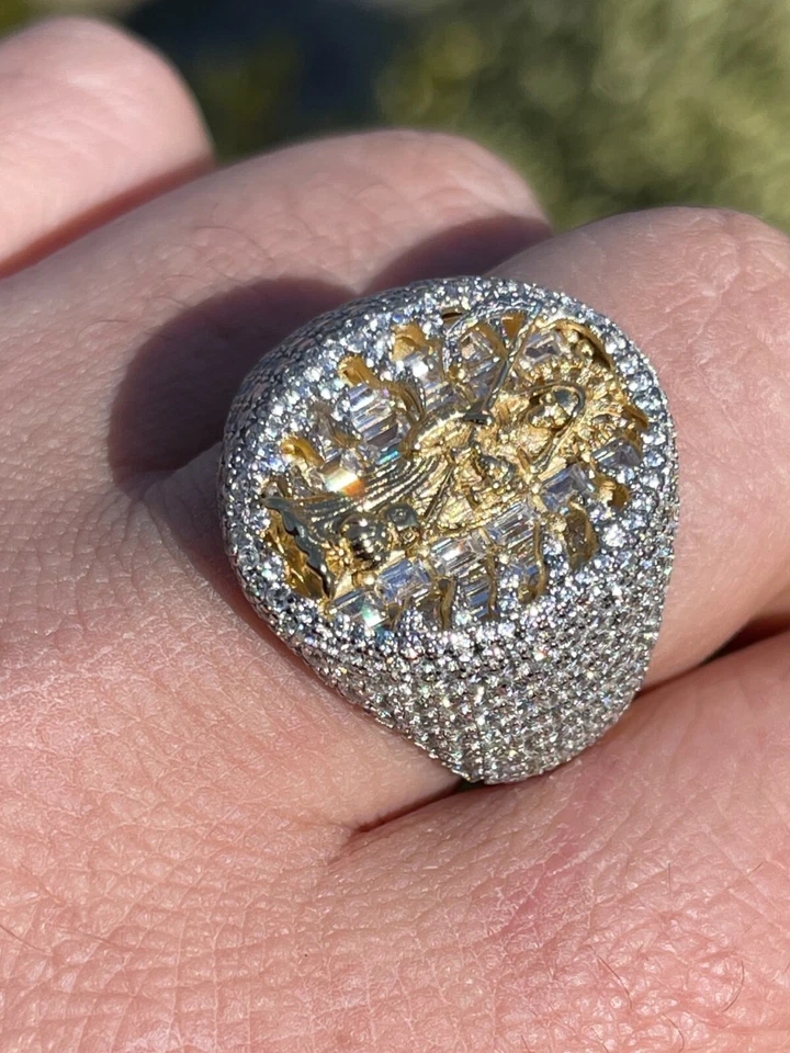 Anillo helado de plata 925 maciza chapado en oro de 14k Baguette circonita cúbica Parca Santa Muerte Foto 3 de 4