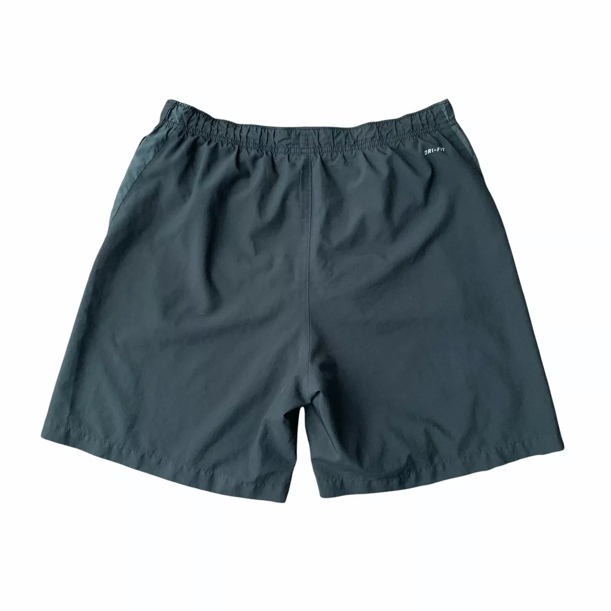 Nike shorts hotsell with mesh liner