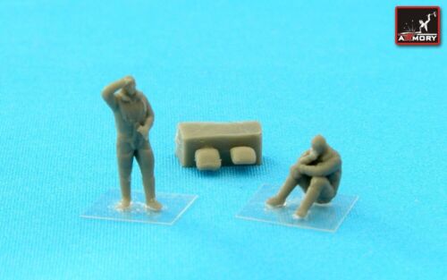Armory Models AR F1401c Escala Esperando 1:144RAF Tripulantes Segunda Guerra Mundial Traje de Gran Altitud - Imagen 20 de 24