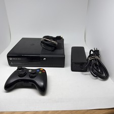Microsoft Xbox 360 Console 250GB Model 1538 1 Controller Power AV Cables Bundle
