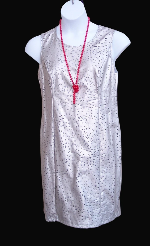 Vestido Thalia Sodi $90 Plateado Metálico Imitación Cuero Talla 12 L VACACIONES Año Nuevo Foto 2 de 4