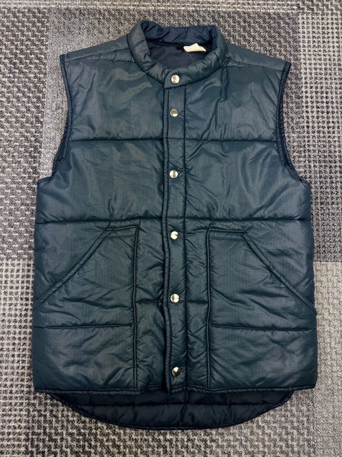 Vintage Puffer Vest S Dark Navy Quilted Nylon Made in USA Outdoor Sleeveless