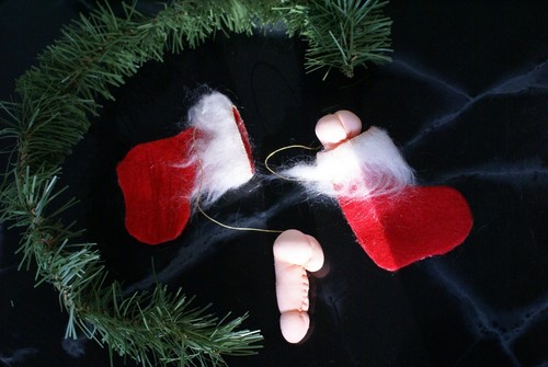 Nuevo Sexy Adornos de Navidad Hecho a Mano Suyo y Ella en un Calcetín Bota de Santa - Imagen 3 de 4