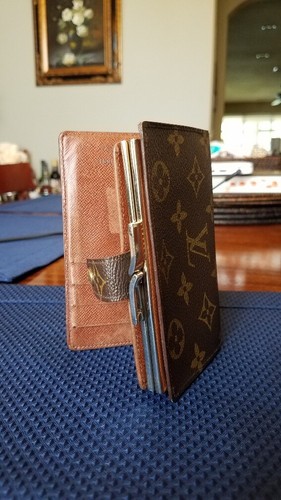 Authentic Louis Vuitton Monogram Kisslock French Wallet