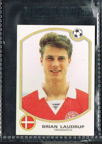 Players cracks rookies Maradona Pele Van Basten Bergkamp Ronaldo and lote more - Picture 221 of 260