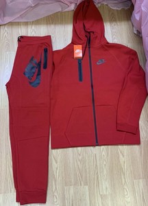 red nike sweatsuit
