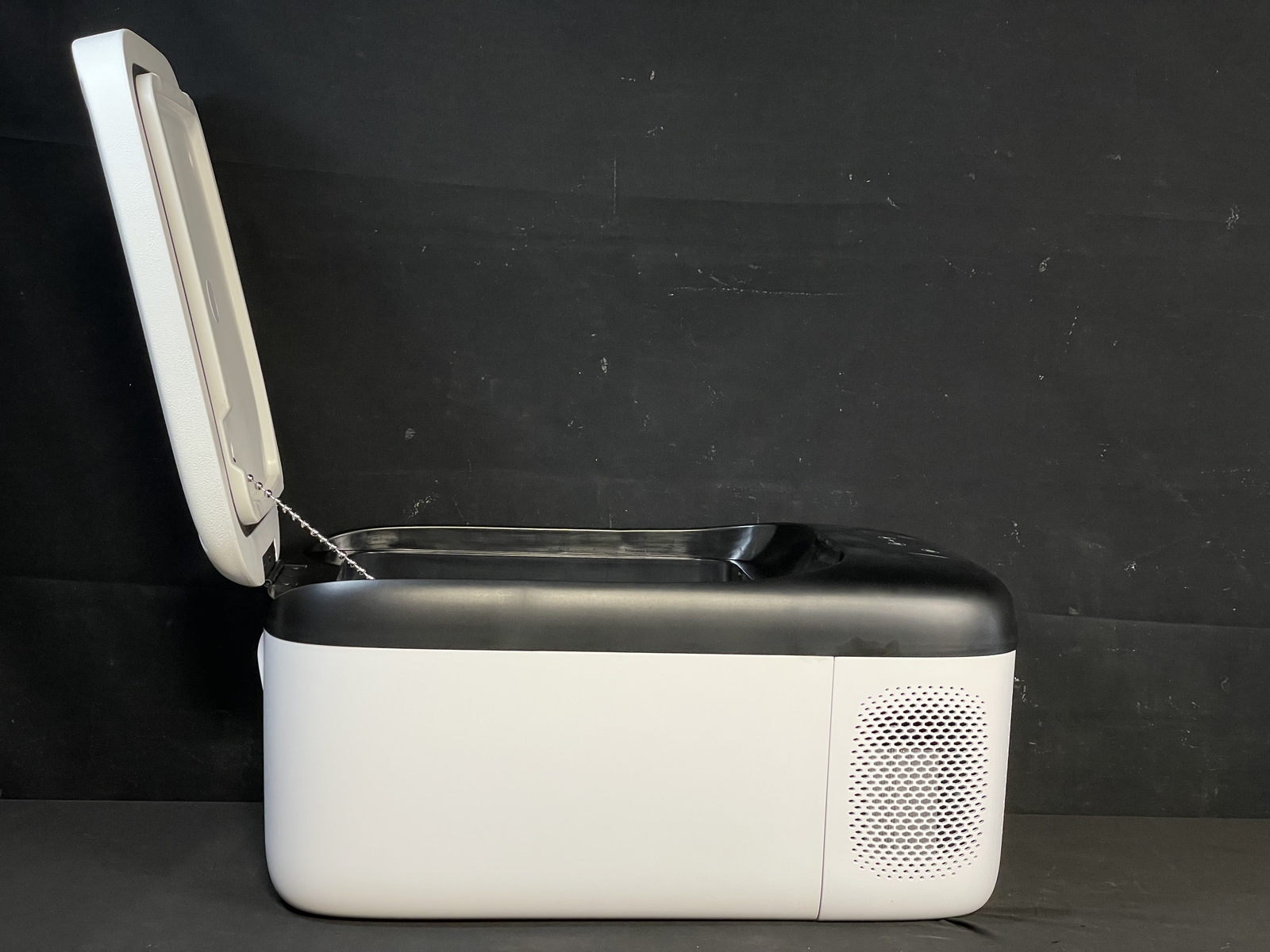 Aaobosi EB18 12V Portable Car Refrigerator White/Black New Open Box eBay