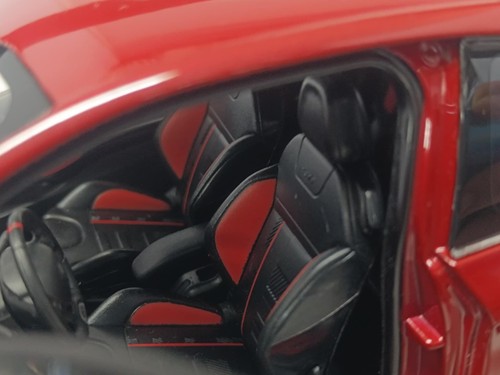 Peugeot 208 GTI 2013 rot rot rot - Norev 1:18 gebraucht in box sehr selten - Bild 4 von 24
