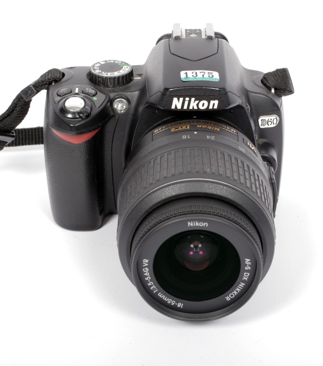 Nikon D60 DSLR with Nikkor 18-55mm + 55-200mm VR lenses +battery +