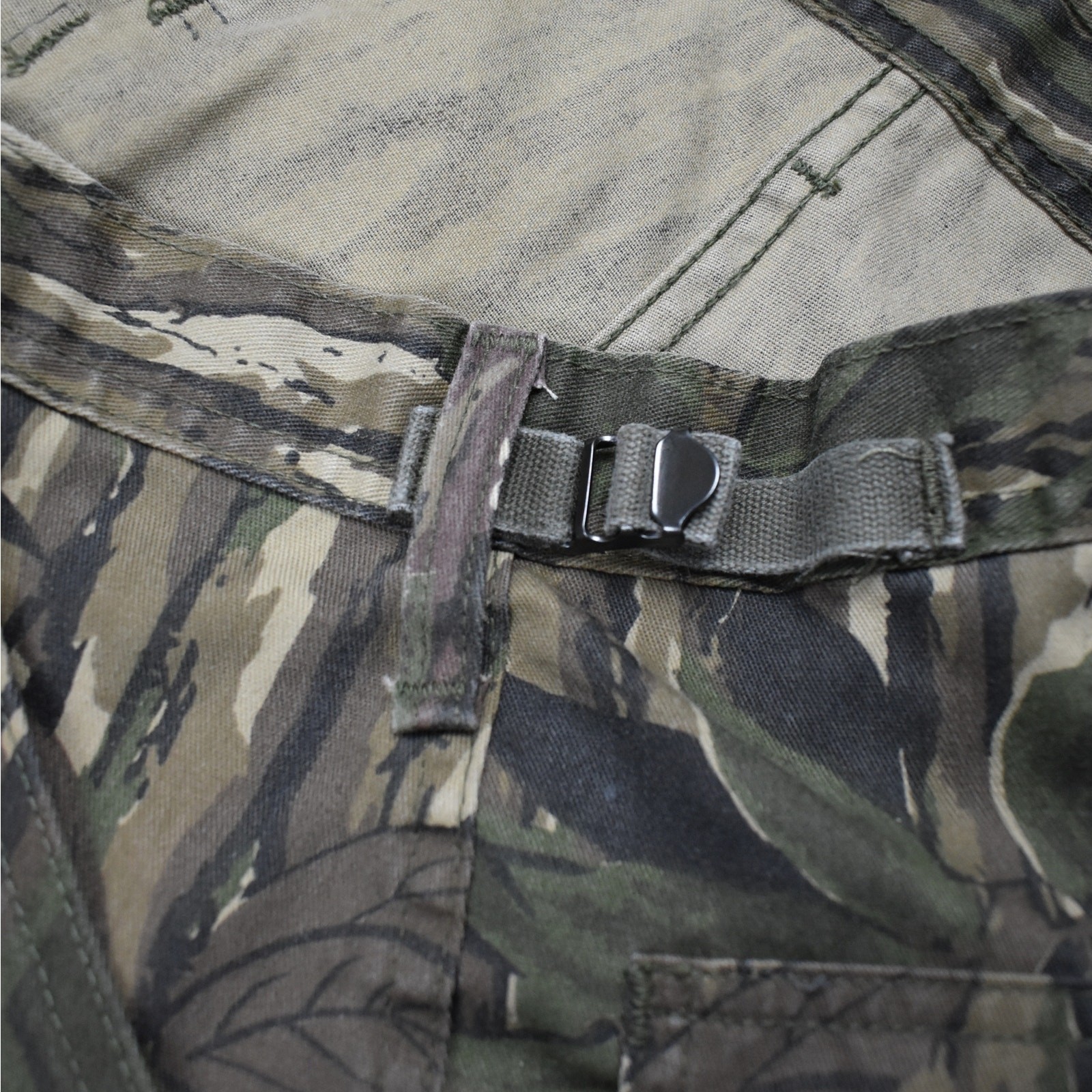 Vintage Real Tree Brown/green Woodland Camo Print hunting cargo pant Men's 39x32