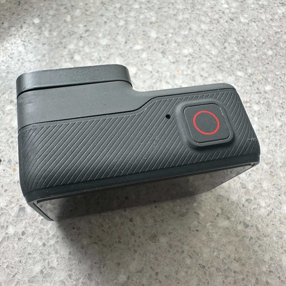 GoPro Hero 5 Black 4K Action Video Camera with accessories - Image 4 of 4