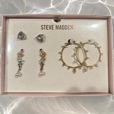 Steve Madden 3-Pair Earrings Set Heart Clear ...