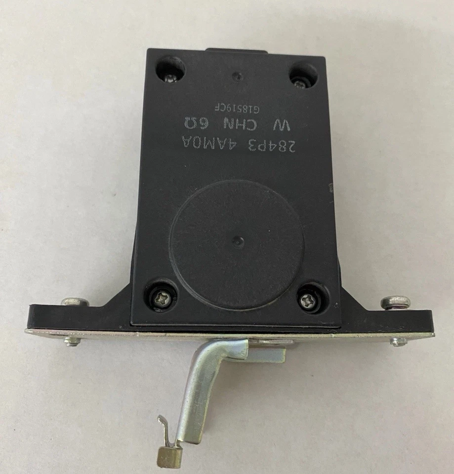 Оригинальный динамик сигнализации передний под приборную панель NISSAN SENTRA 284P34AM0A 2016-2019 годов выпуска - Изображение 4 из 4