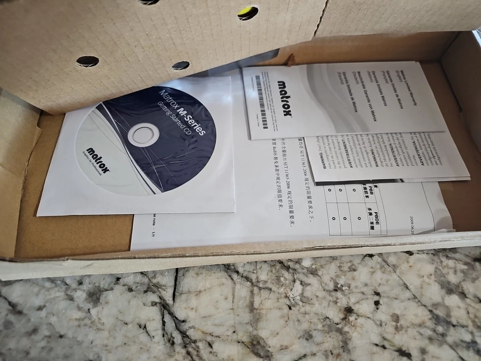 Matrox M9138-E1024LAF Graphic Display Card in Box M9138 Low-Profile PCIe x16 X3 - Image 4 of 4